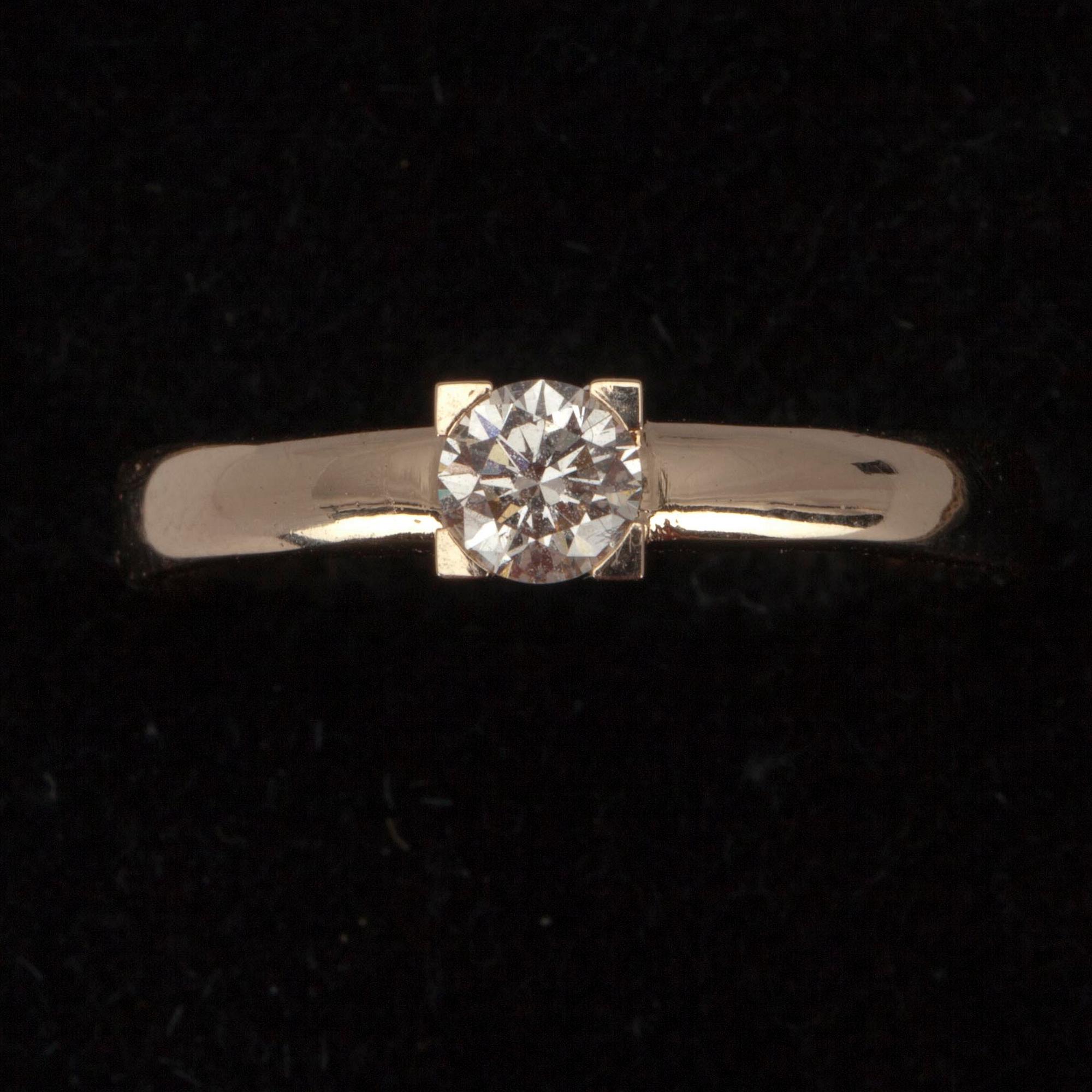 SORMUS, kultaa 14K ja timantti 0,31 ct. K-L/VS2. Paino  3,2 g.