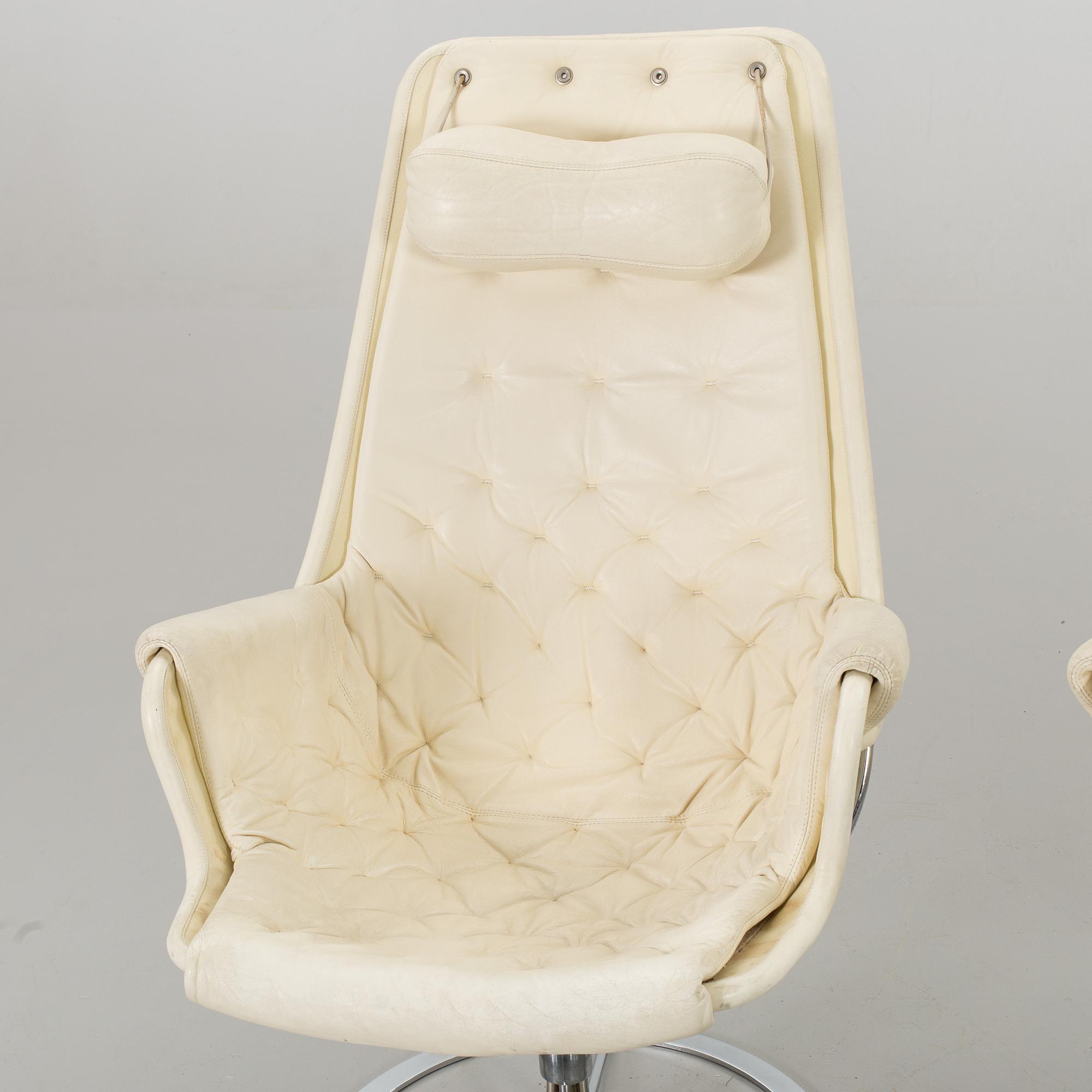 A pair of "Jetson" chairs, designed by Bruno Mathsson, Dux, 20th cenutry latter part.