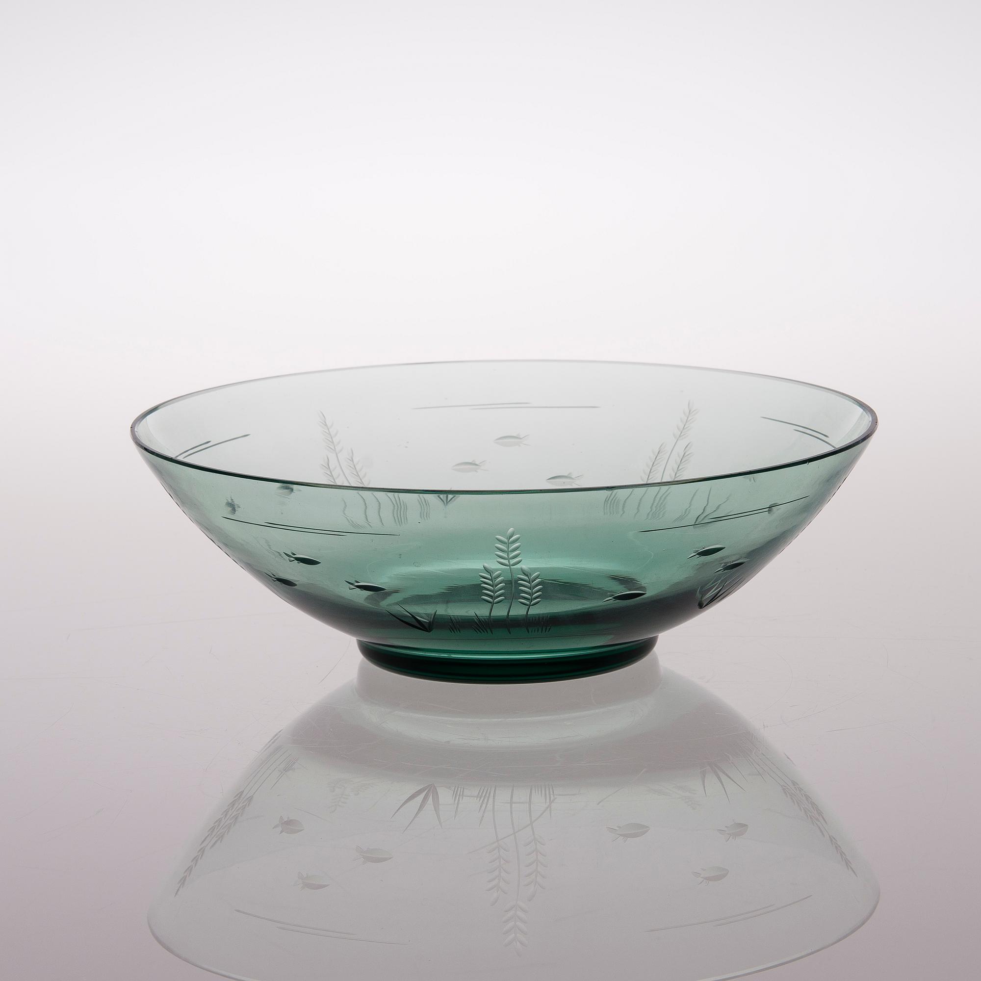 GÖRAN HONGELL, A BOWL. Karhula, 1930s.
