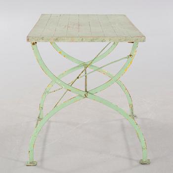 TRÄDGÅRDSBORD, omkring 1900-talets mitt.