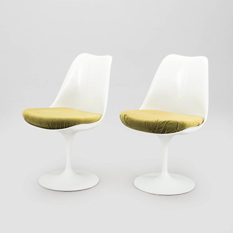 Eero Saarinen, A set of five 1960's chairs "Tulip" for Artek, manufactured under licens by Billnäs factory. Finland.