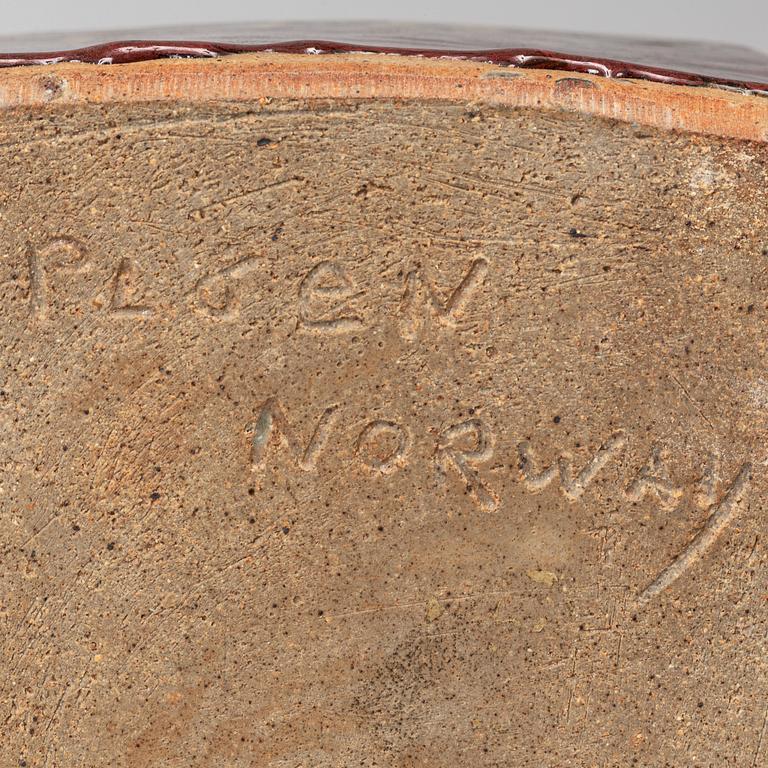 A stoneware vase by Erik Pløen, own workshop, probably 1960s, signed.