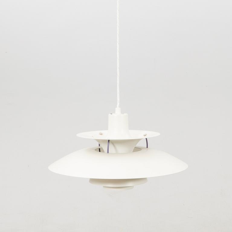 Poul Henningsen, taklampa, PH 5 för Louis Poulsen, Danmark.