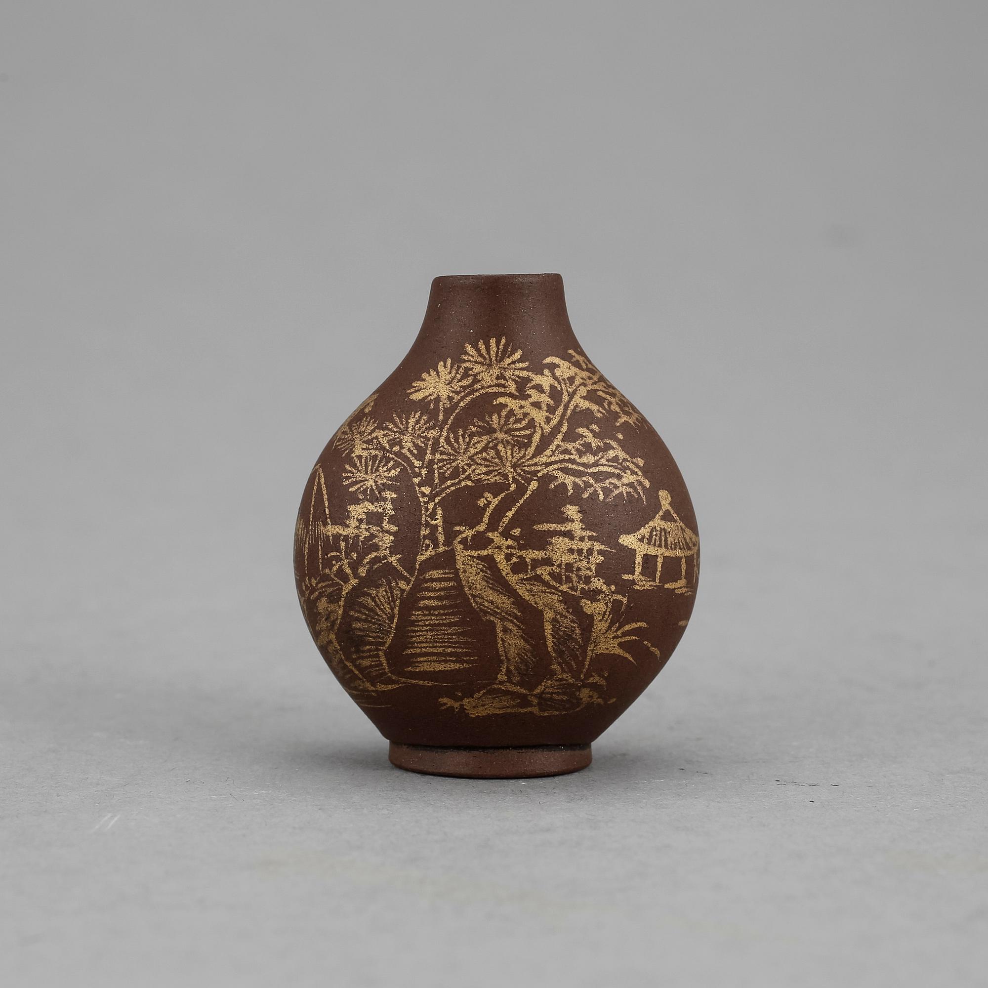 SNUSFLASKA, yixing, 1900-tal.