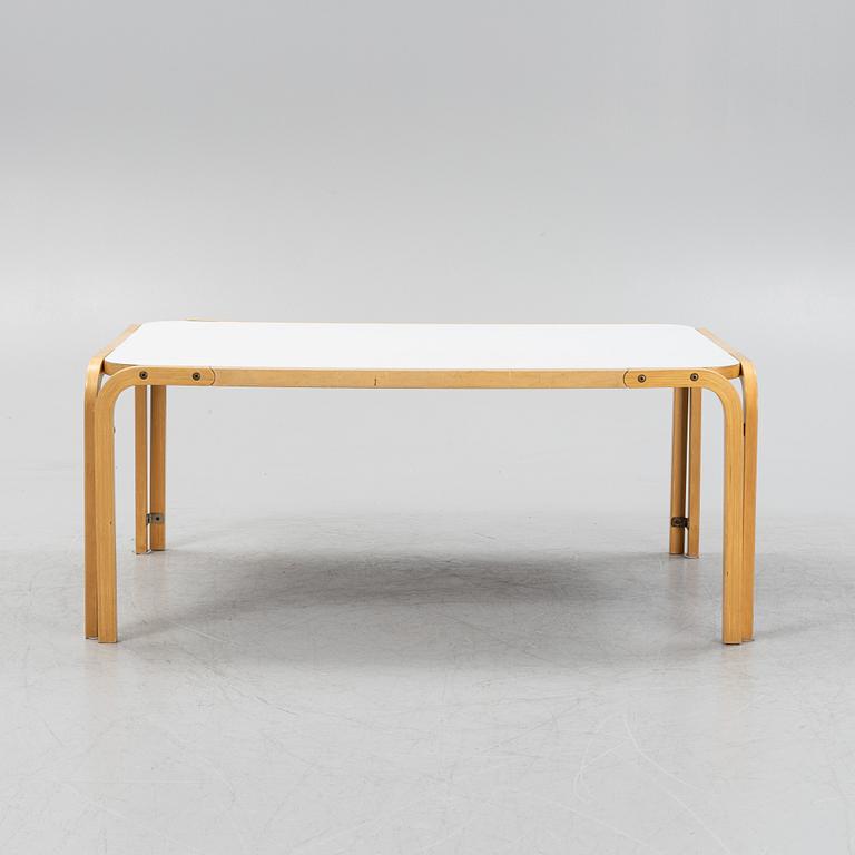 Kari Asikainen, a coffee table, Artek, second half of the 20th Century.