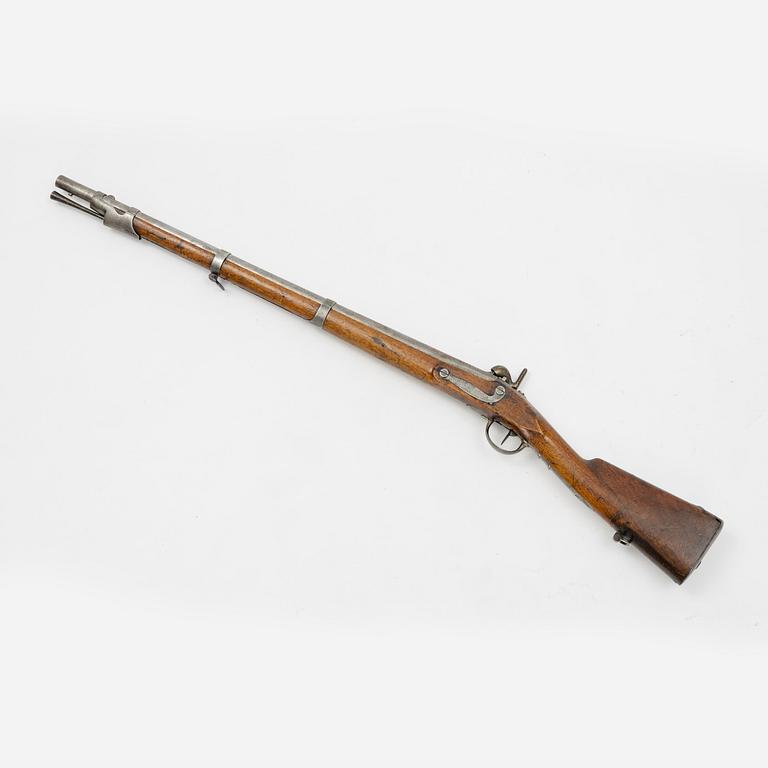 A percussion rifle, possible France, 19th century.