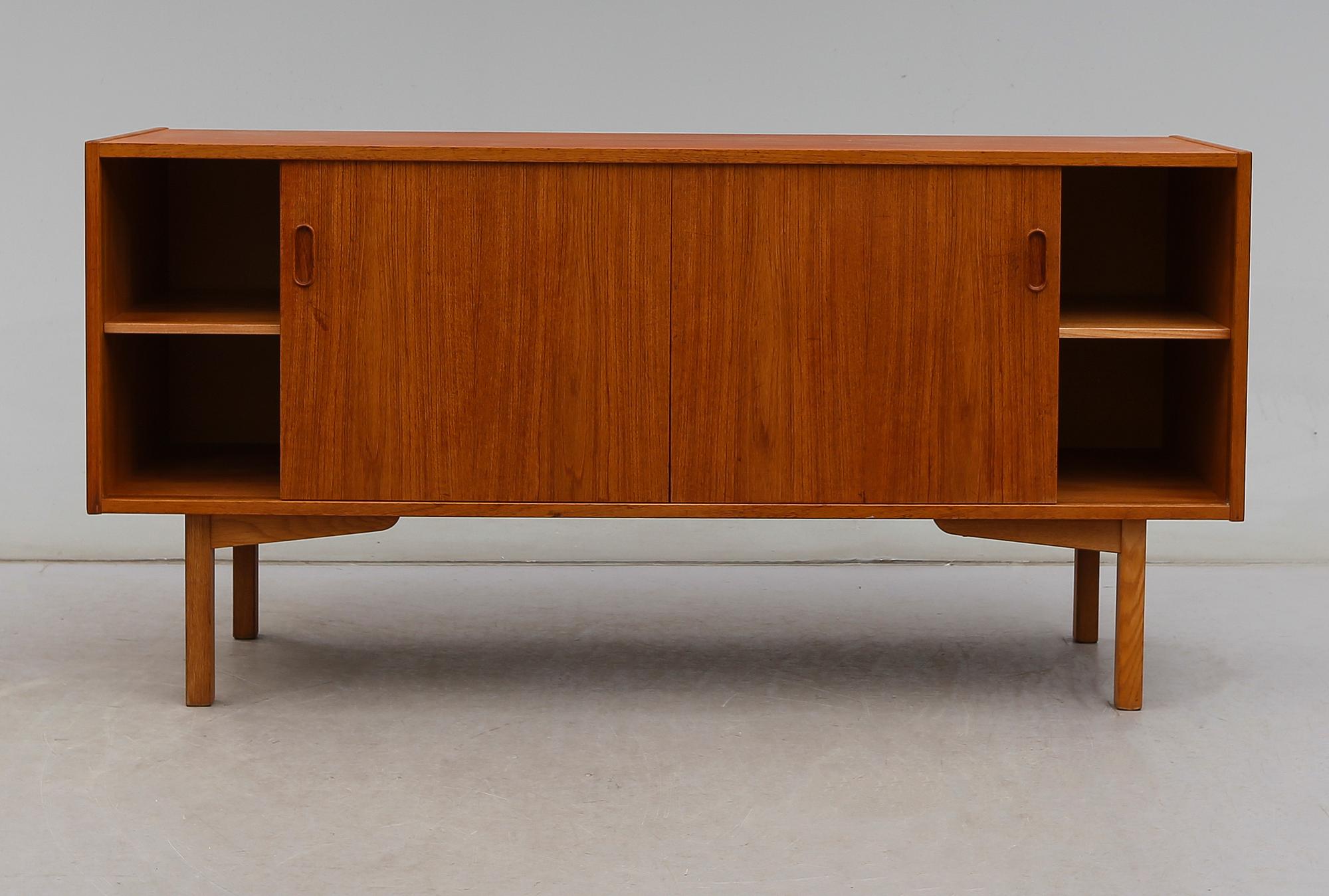 SIDEBOARD, 1900-talets andra hälft.