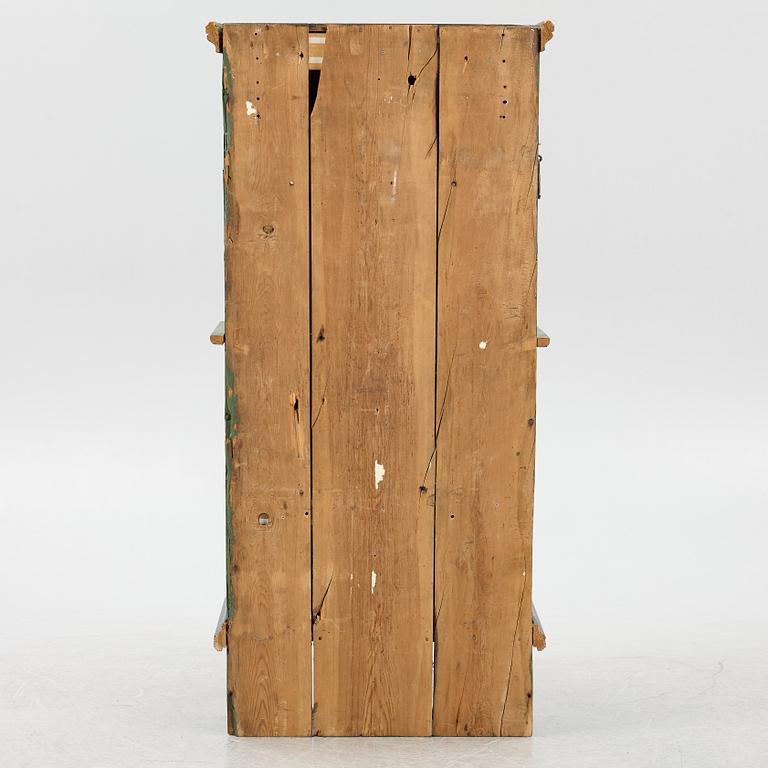 Hängskåp, allmoge, 1800-tal.