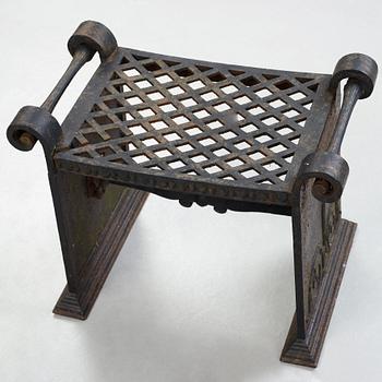 A Folke Bensow Swedish Grace cast iron stool, model 'Taburett Nr 1', Näfveqvarn, Sweden circa 1925.