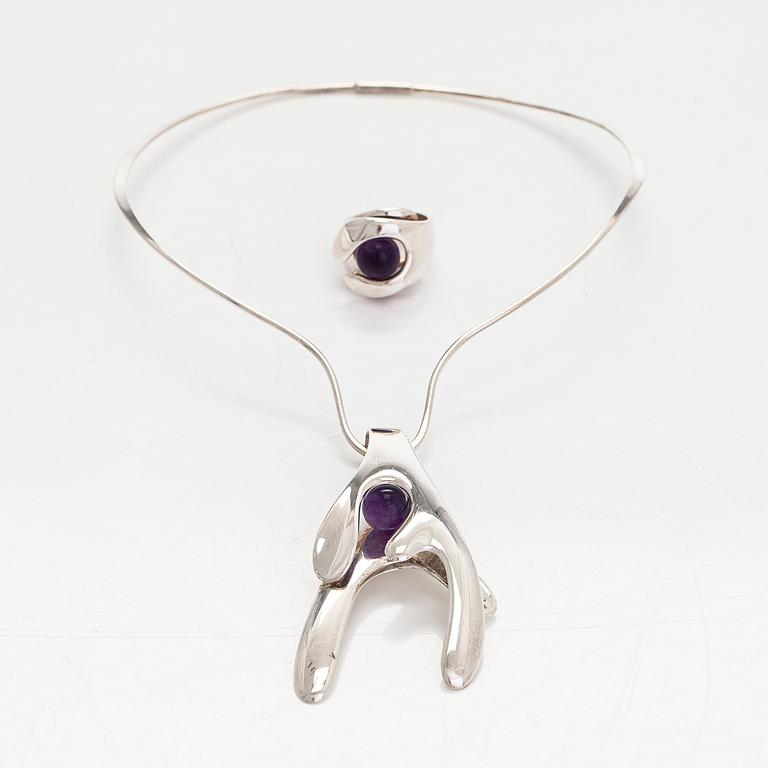 Elis Kauppi, necklace and ring, amethysts, silver, Kupittaan Kulta, Turku 1974.