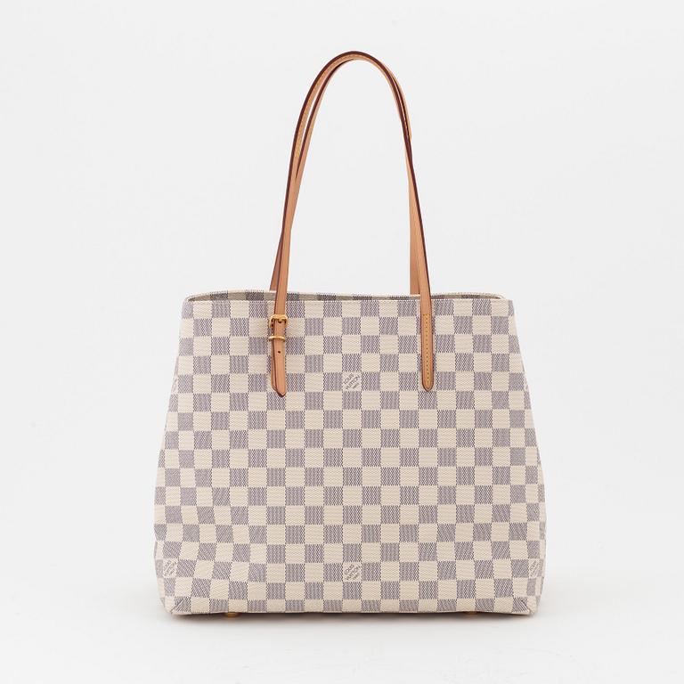 Louis Vuitton, a Damier Azur 'Cabas Adventure' tote bag, 2014.