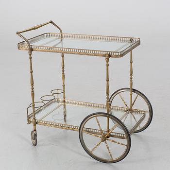 SERVERINGSVAGN, 1900-talets andra hälft.