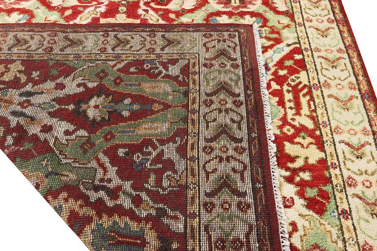 A Mamluk carpet, c. 316 x 242 cm.