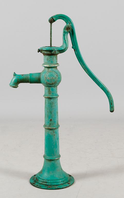 HANDPUMP, järn, Norrahammars Bruk, 1900-talets första hälft.