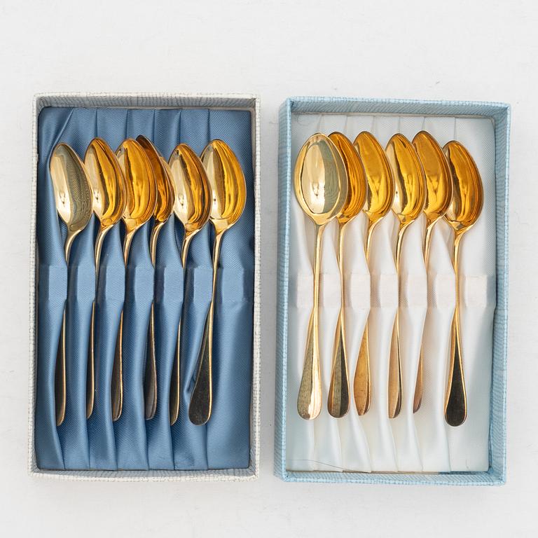 Twelve sterling silver gilt mocha spoons, CG Hallberg, Stockholm 1961.
