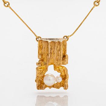 Björn Weckström, A 14K gold necklace 'Kelohelmet' with cultured pearls for Lapponia 1972.