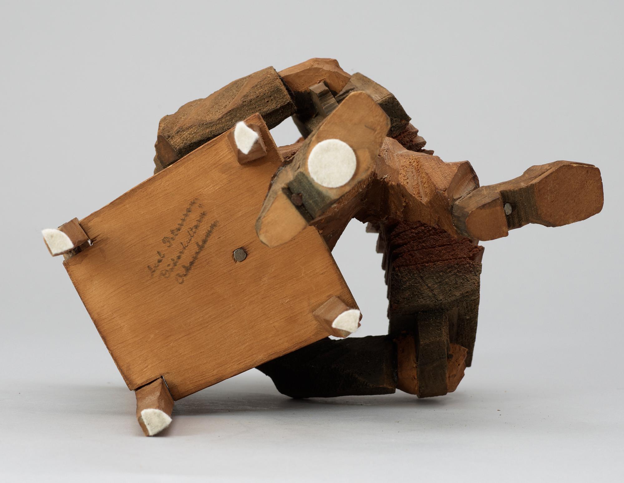 Axel Petersson Döderhultarn, Sittande dragspelare.