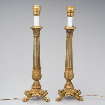 RANSKALAINEN PÖYTÄVLAISINPARI, pronssia, 1800-luku.