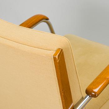 Pauli Blomstedt, a pair of 1930s armchairs and table for Merivaara Ltd.