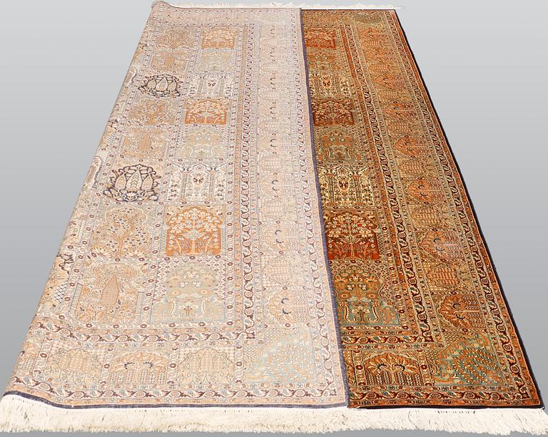 A carpet, Silk Kashmir, sk 24X24 297 x 186 cm.