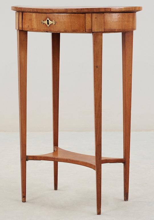 BORD. Sengustavianskt, omkring år 1800.
