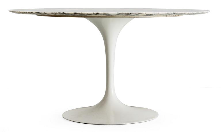 An Eero Saarinen 'Tulip' marble top dinner table, Knoll International, USA.