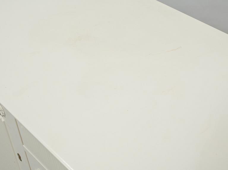 SIDEBOARD, gustaviansk stil, 1900-talets andra hälft.