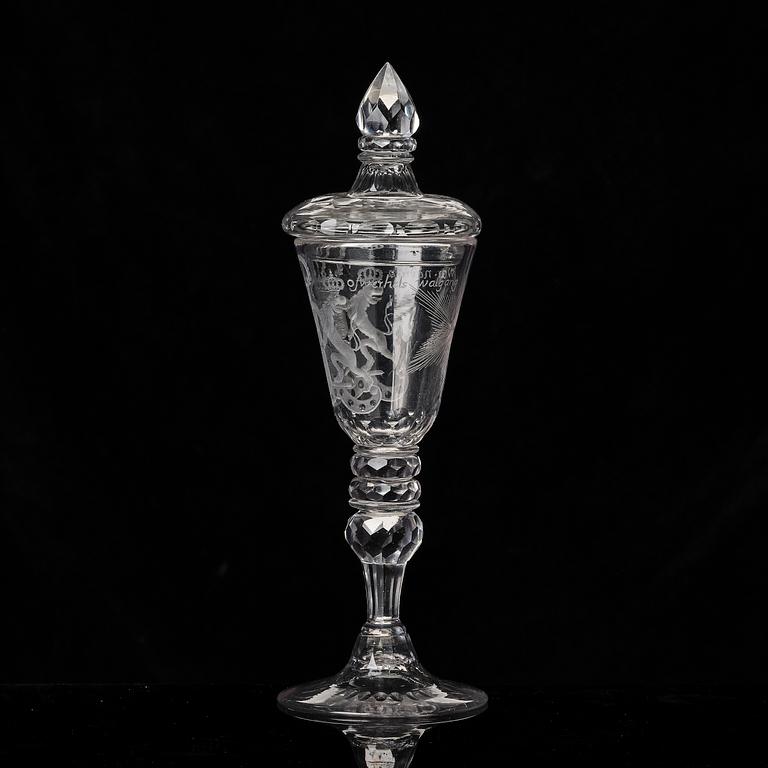 Pokal med lock, Kungsholms glasbruk, 1700-tal.