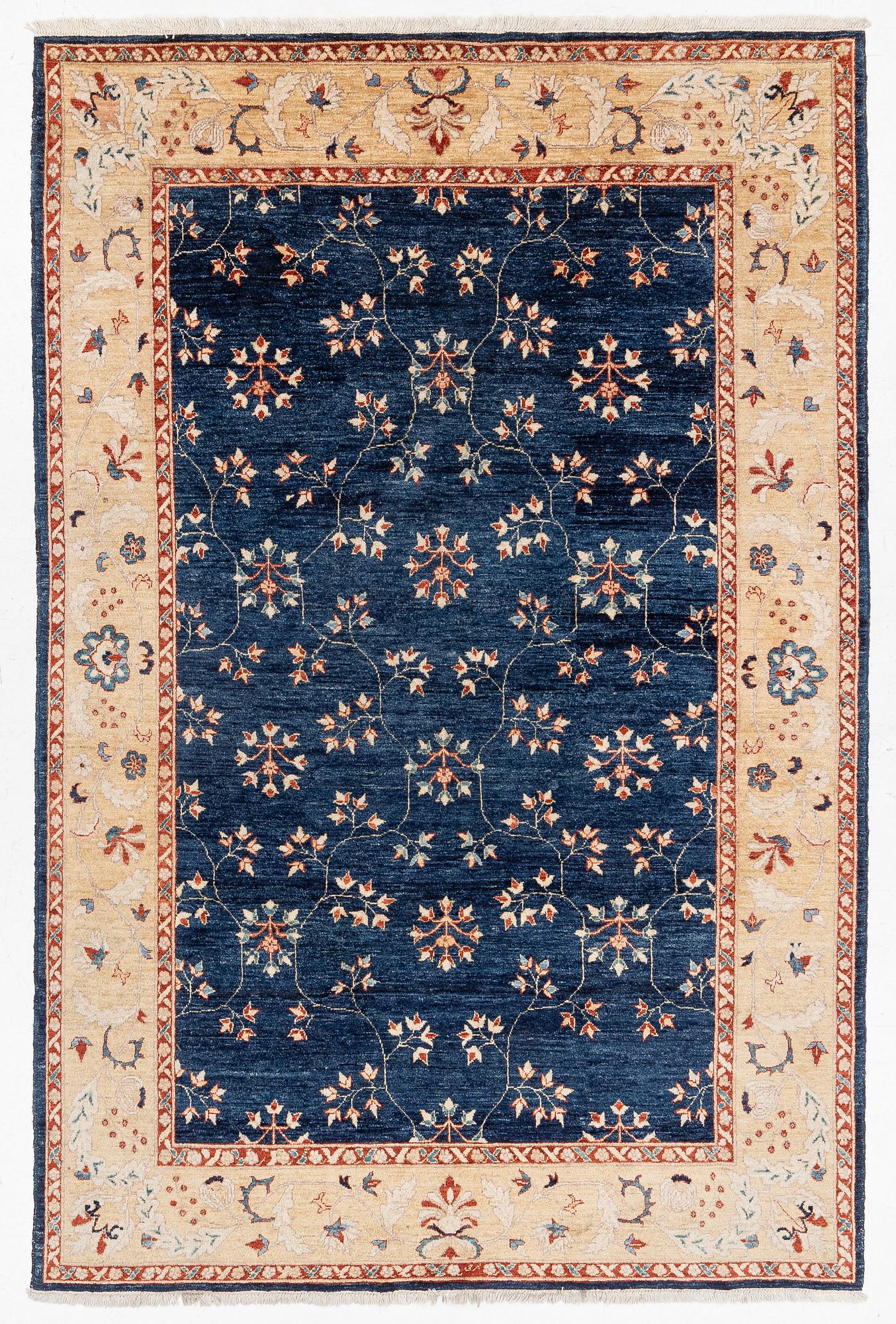 Matta, orientalisk, 302 x 202 cm.