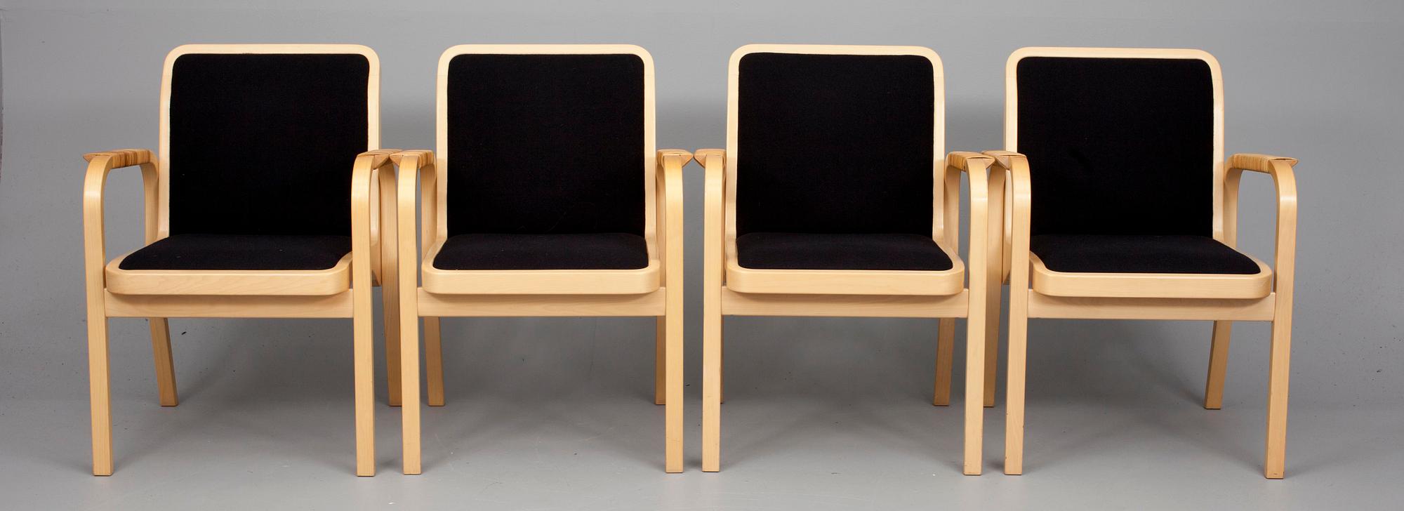 KARMSTOLAR, 4 st, modell E45, Alvar Aalto, Artek. Modellen formgiven 1947.