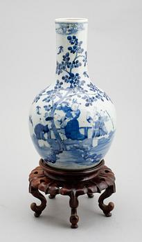 VAS, porslin, Kina, 1800-tal.