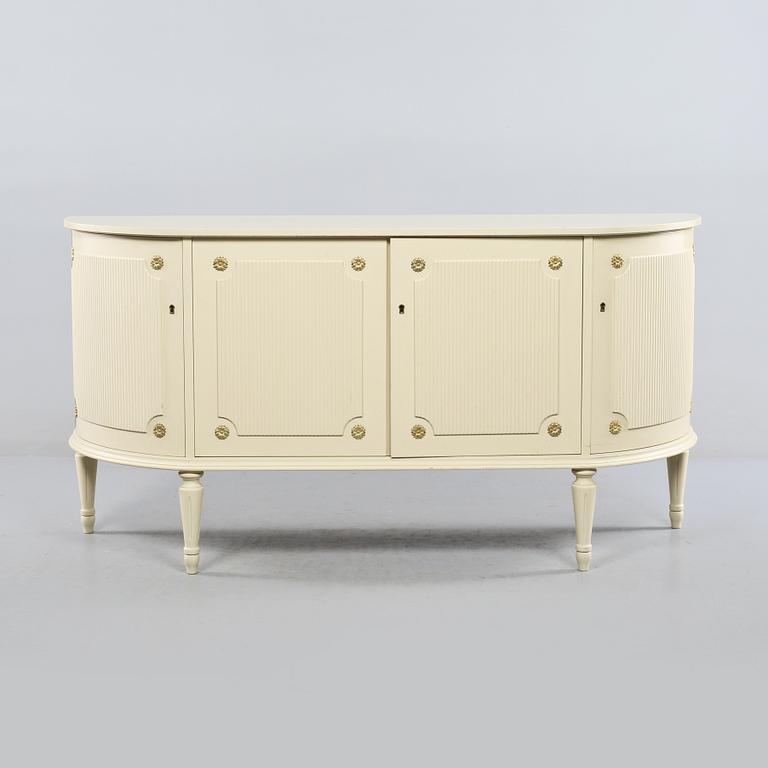 SIDEBOARD, gustaviansk stil, 1900-talets andra hälft.