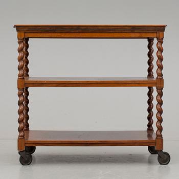 SERVERINGSVAGN, 1900-talets första hälft.