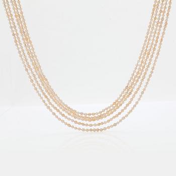 A FIVE-STRAND PEARL NECKLACE.