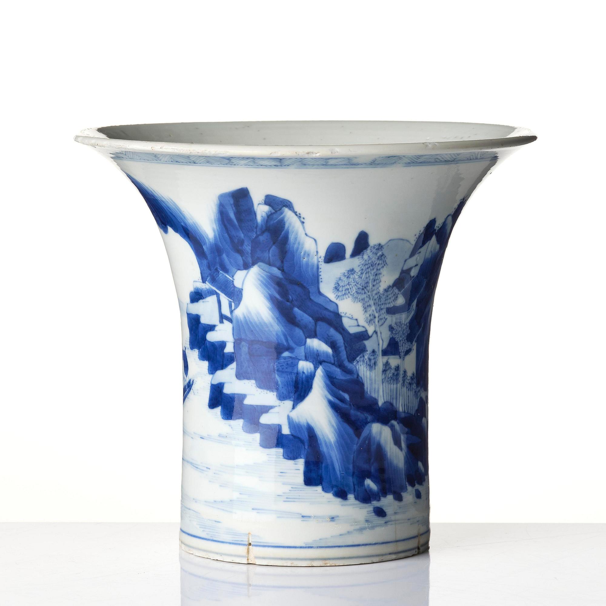 A blue and white porcelain fragment, Qing dynasty, Kangxi (1662-1722).