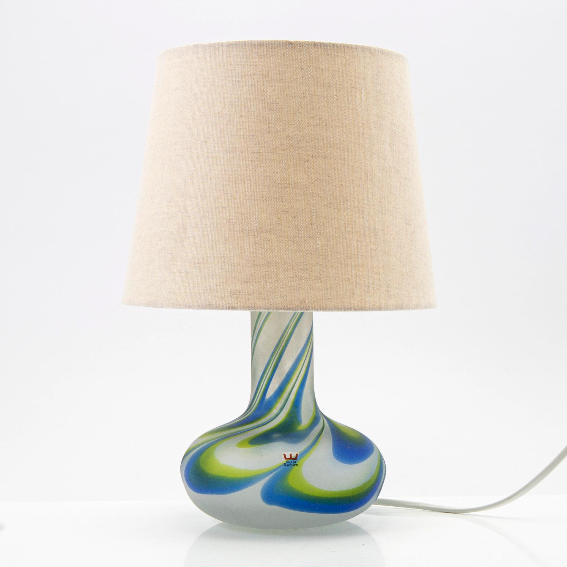 Göran Wärff, bordslampa, glas, Kosta, signerad.