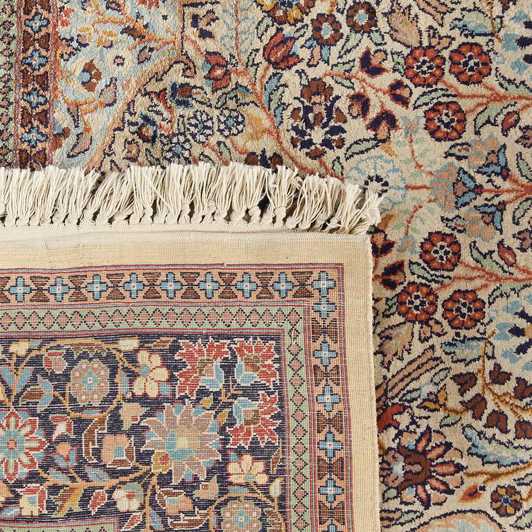 MATTA, old, Kashmere, figural, mersericerad bomull, ca 195 X 128 cm.