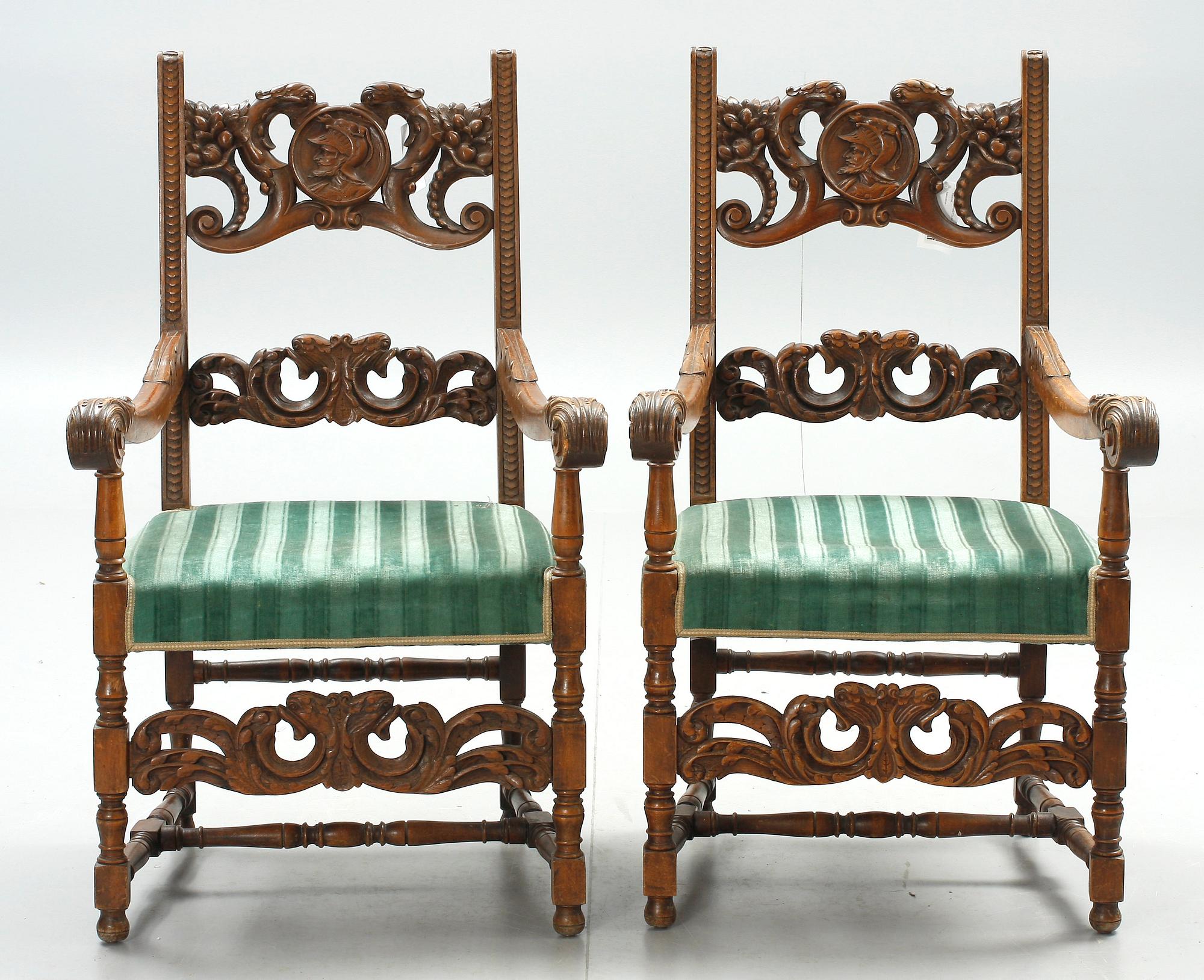 KARMSTOLAR, ett par, barockstil, 1800-talets andra hälft.