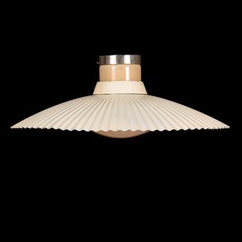 Paavo Tynell, a 1940 '2090' pendant light for Taito.