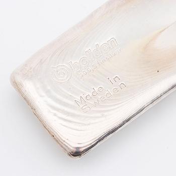 A Swedish fine silver 999,5 ingot from Boliden. Weight ca 0,995 kg.