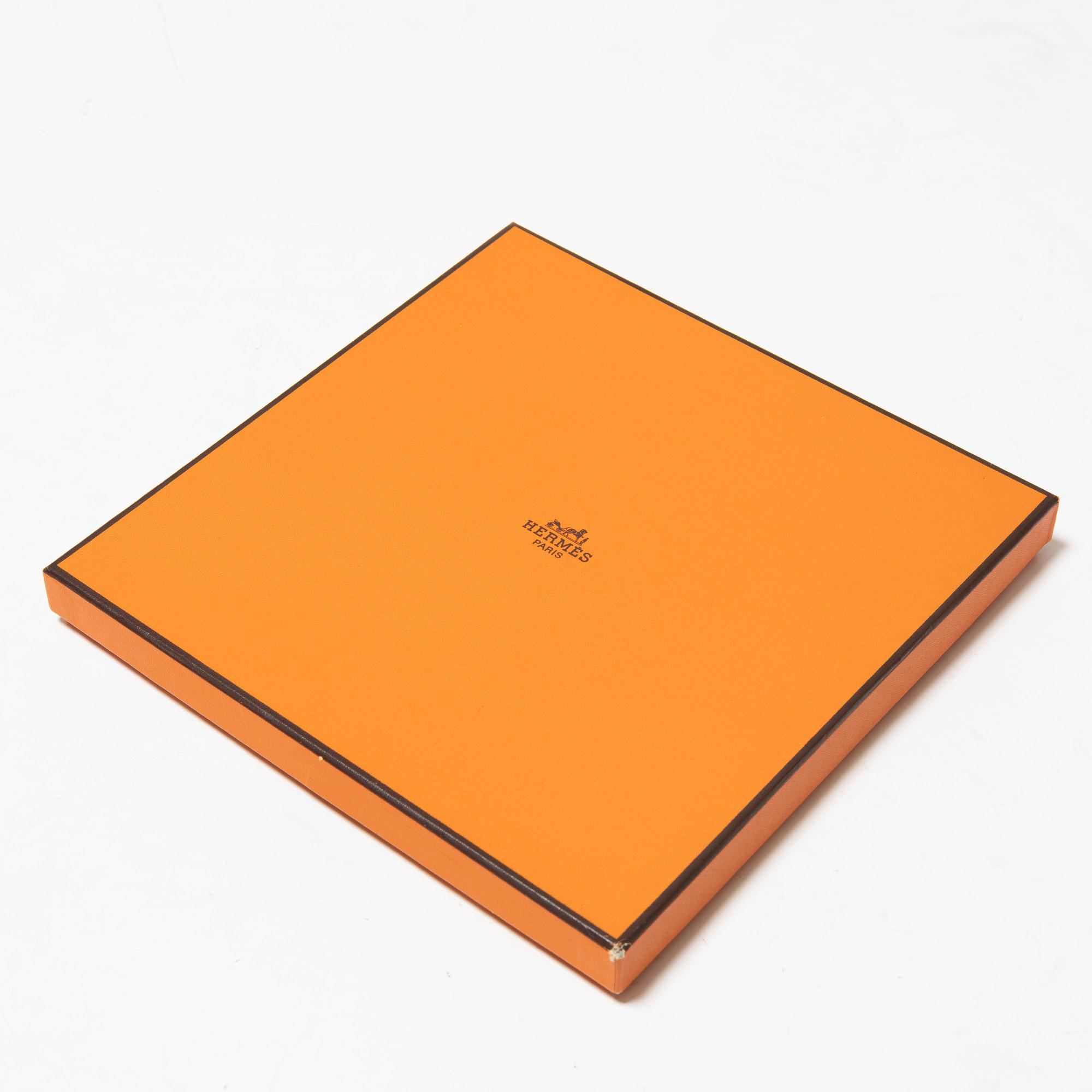 Hermès, scarf, "Elegance and Comfort in Automobiles".