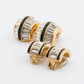 CHRISTIAN DIOR, necklace and two pairs of earrings.