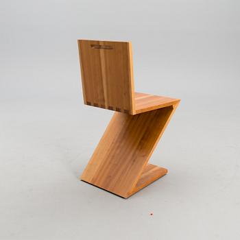 GERRIT RIETVELD, STOL, 280 Zig Zag, Cassina, 1900-talets slut. Formgiven 1934.