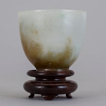 KOPP, jadeit, troligen 1900-tal.
