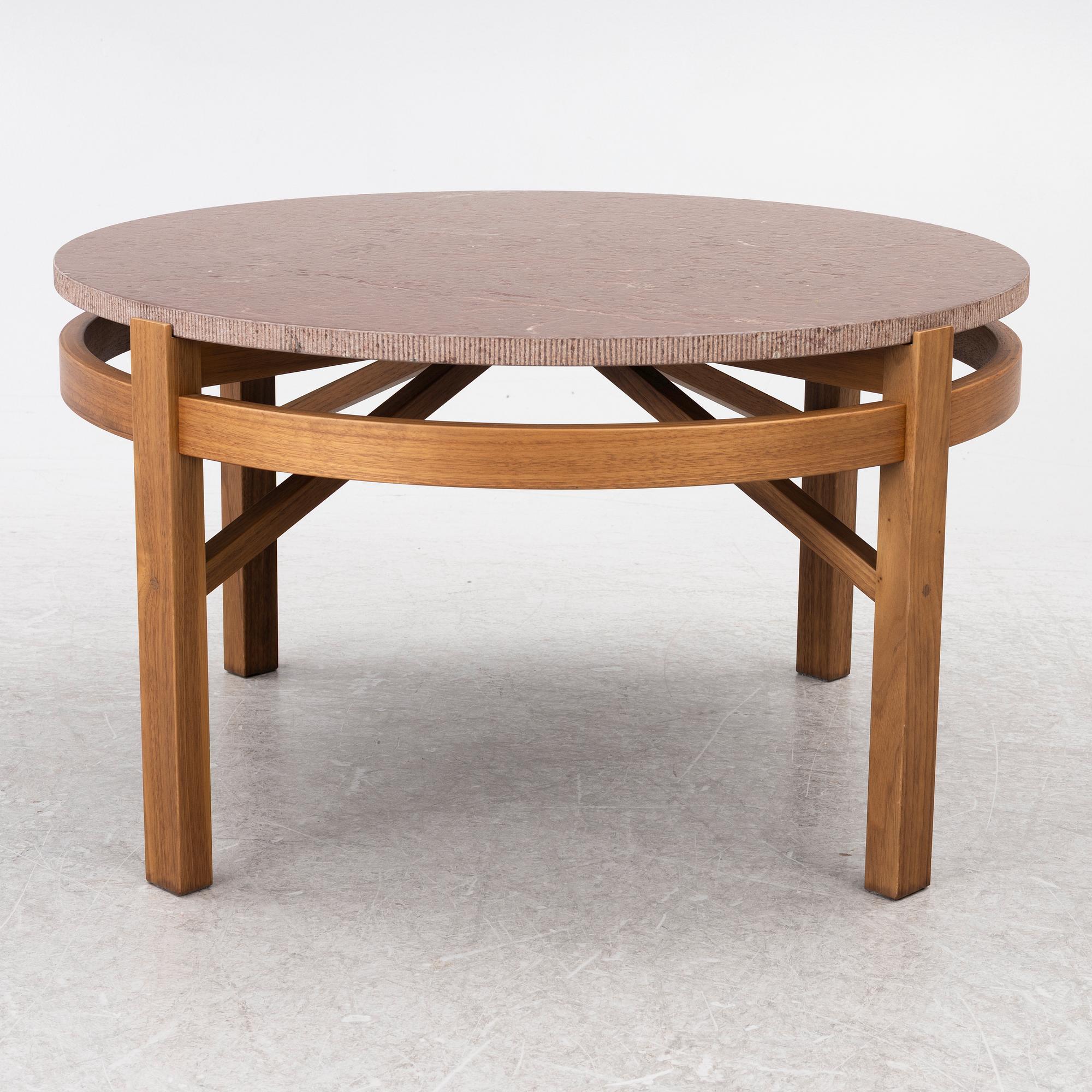 Kerstin Olby, Bord med kalkstensskiva, Opus', Olby Design, 2020.