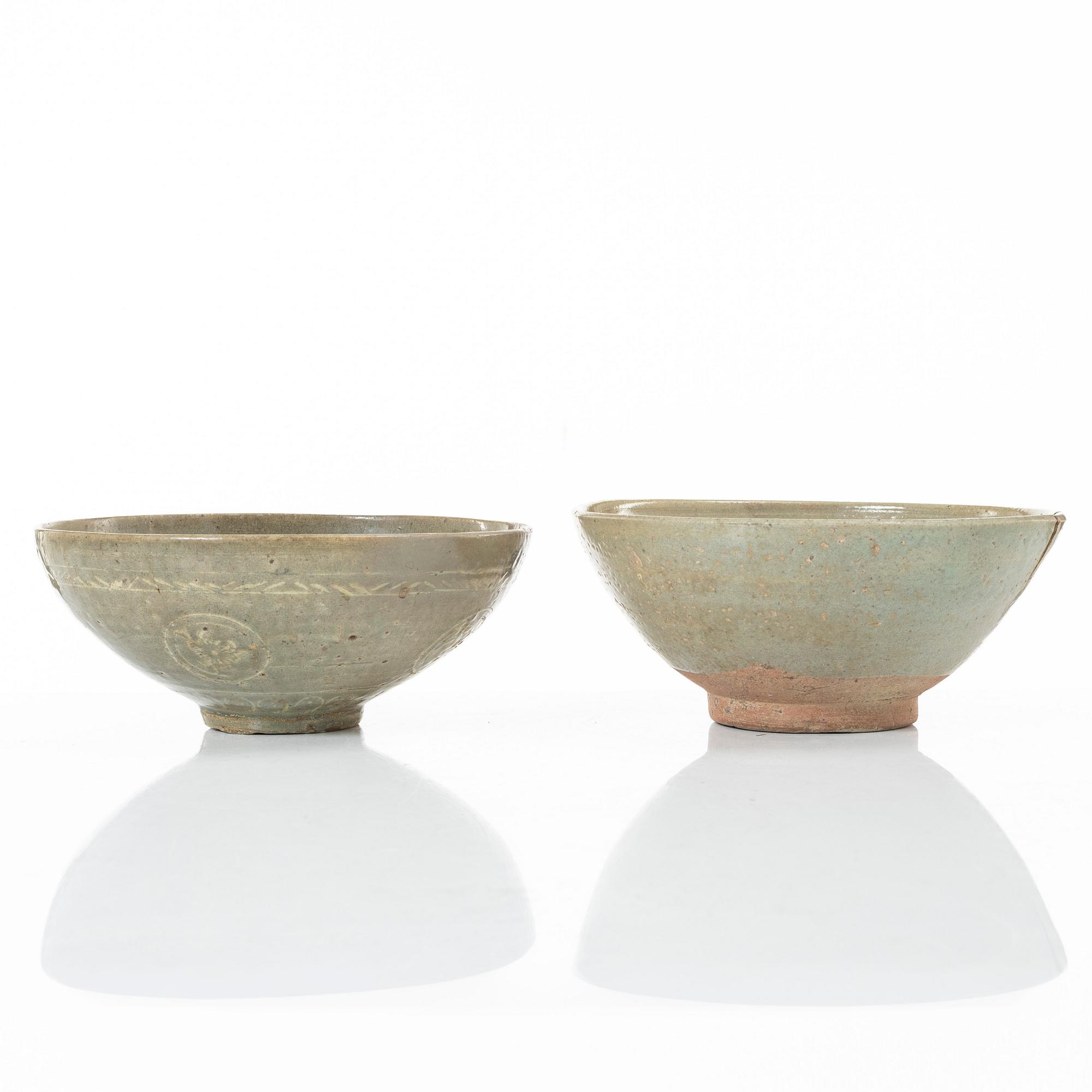 Skålar, två stycken, glaserat stengods, Korea, Joseon (1392–1897).