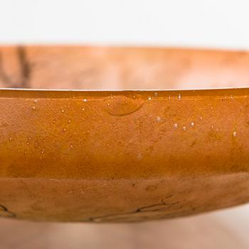 An early 20th-century French glass bonbonnière by Daum Nancy.