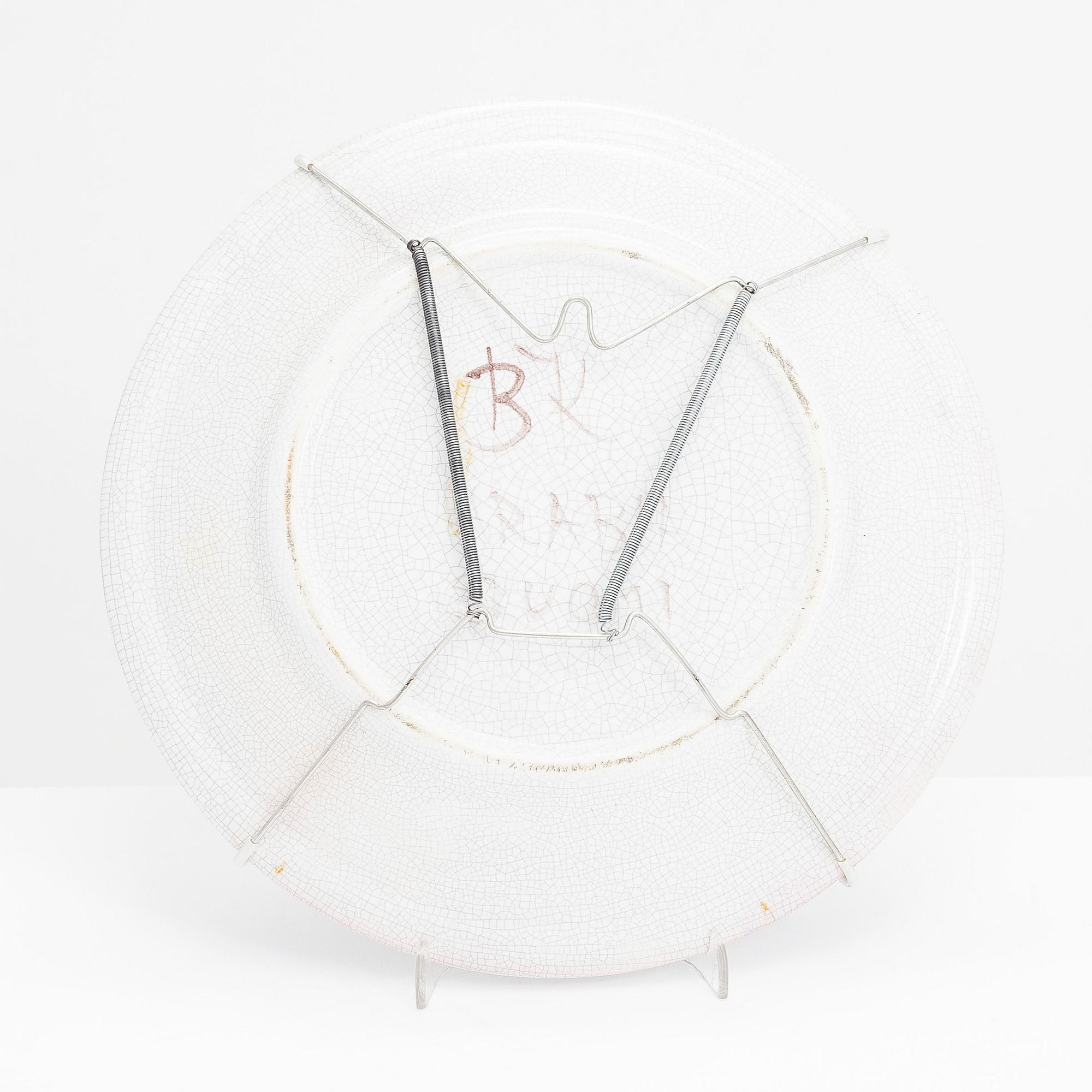 Birger Kaipiainen, tallrik, keramik, signerad BK Arabia Suomi.