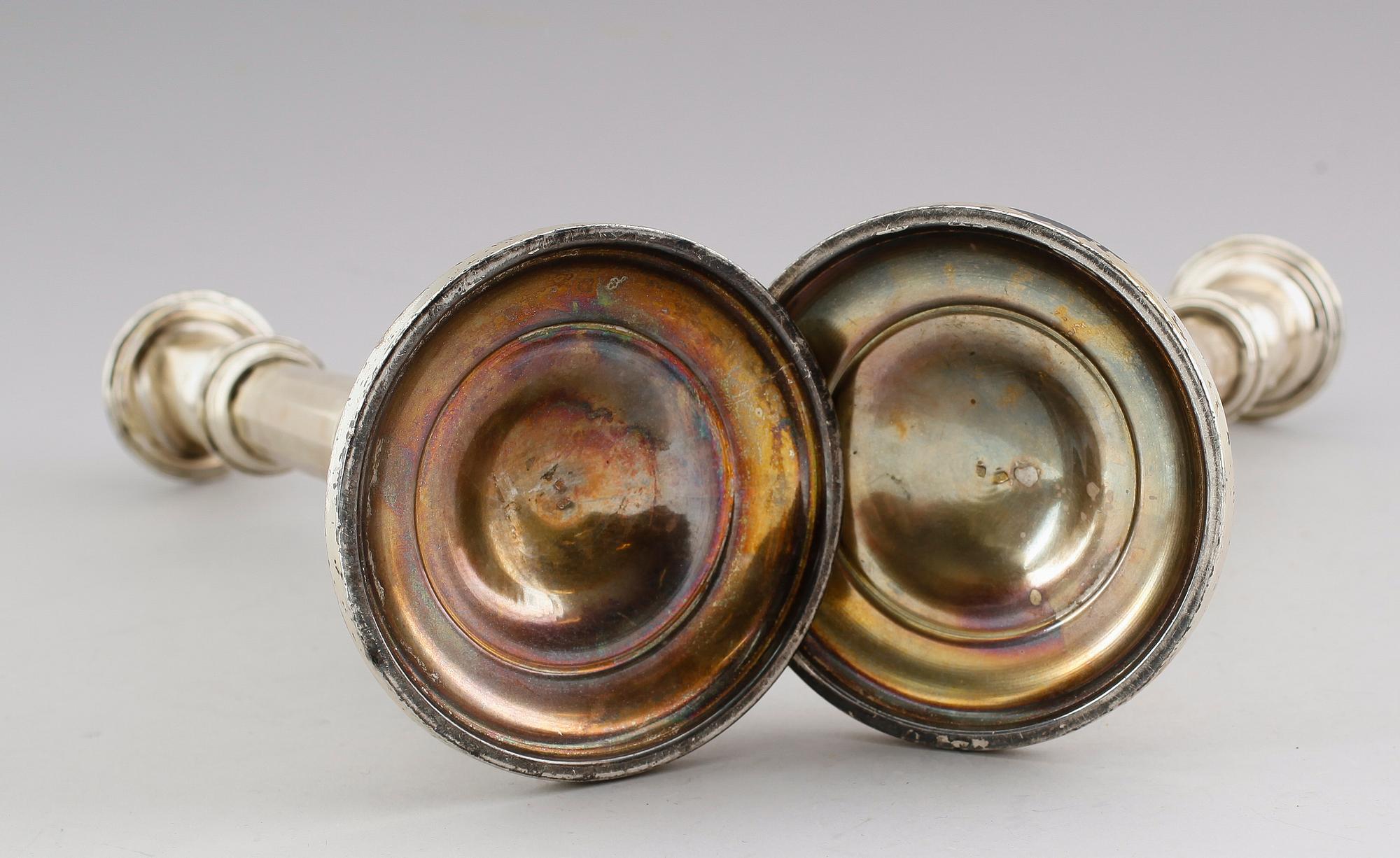 LJUSSTAKAR, 1 par, argent haché, 1800-talets första hälft.