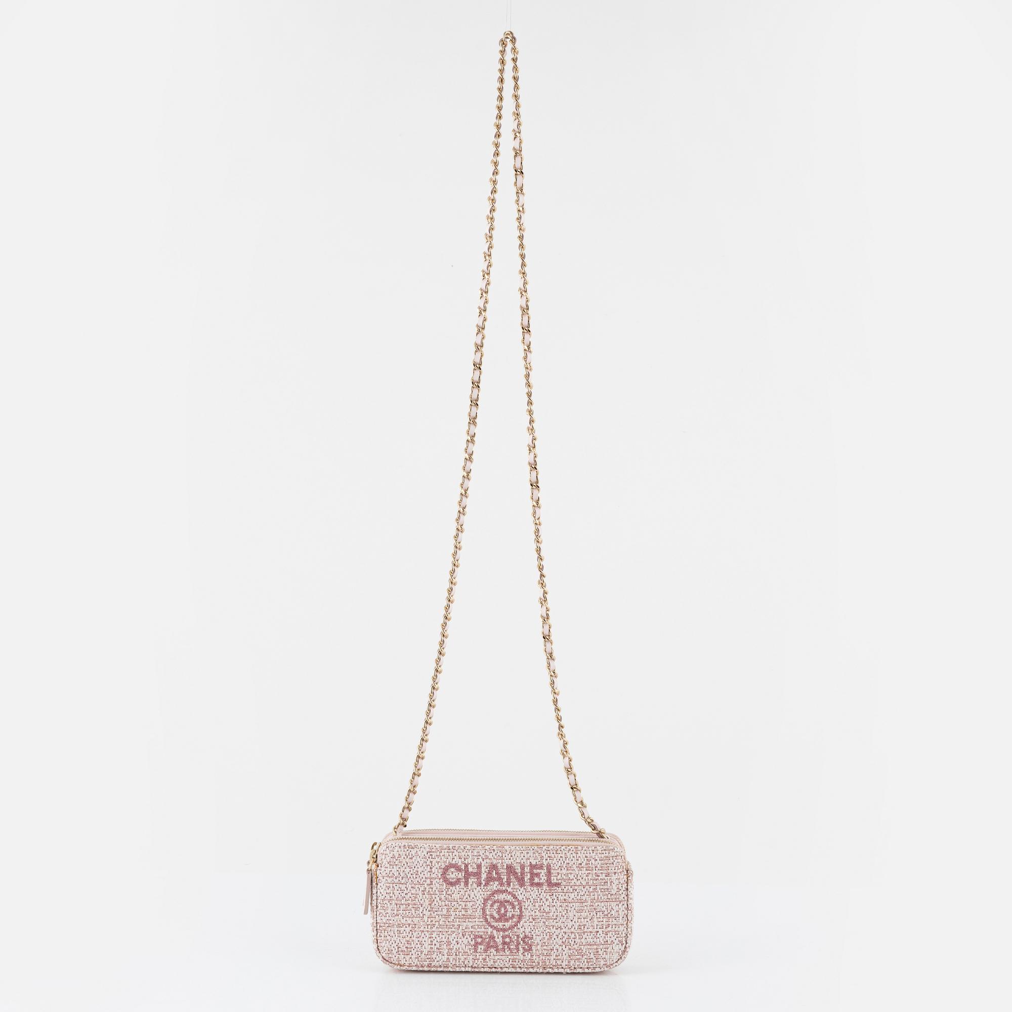 Chanel bag Deauville Double Zip Clutch Bukowskis